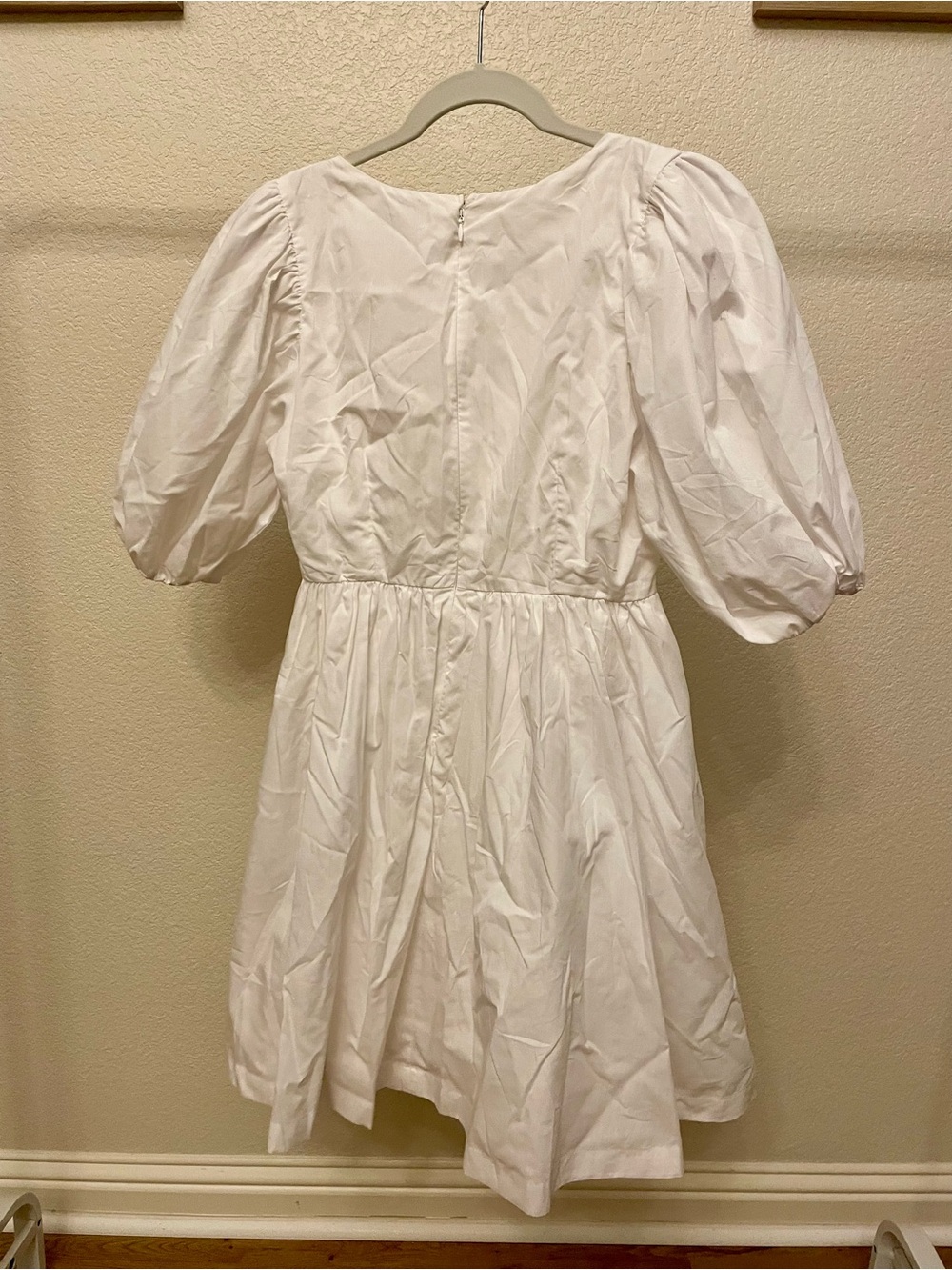Abercrombie & Fitch White V-Neck Tie-Front Puff Sleeve Mini Dress - Picture 2 of 4